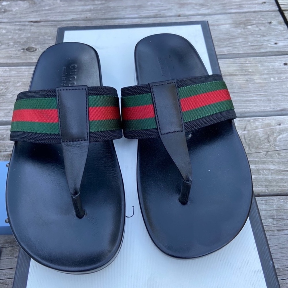 Authentic Gucci Pursuit sandals